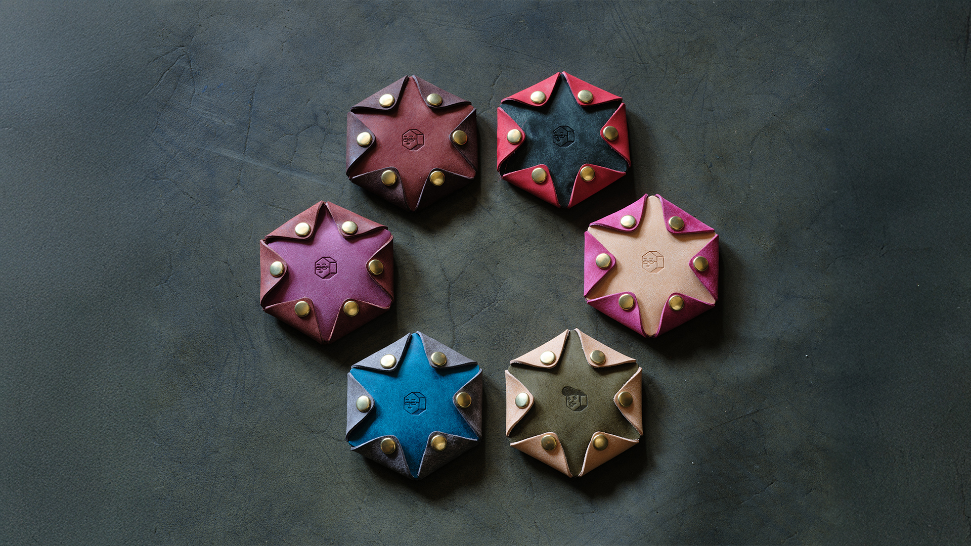 六角コインケース ボルトンケース